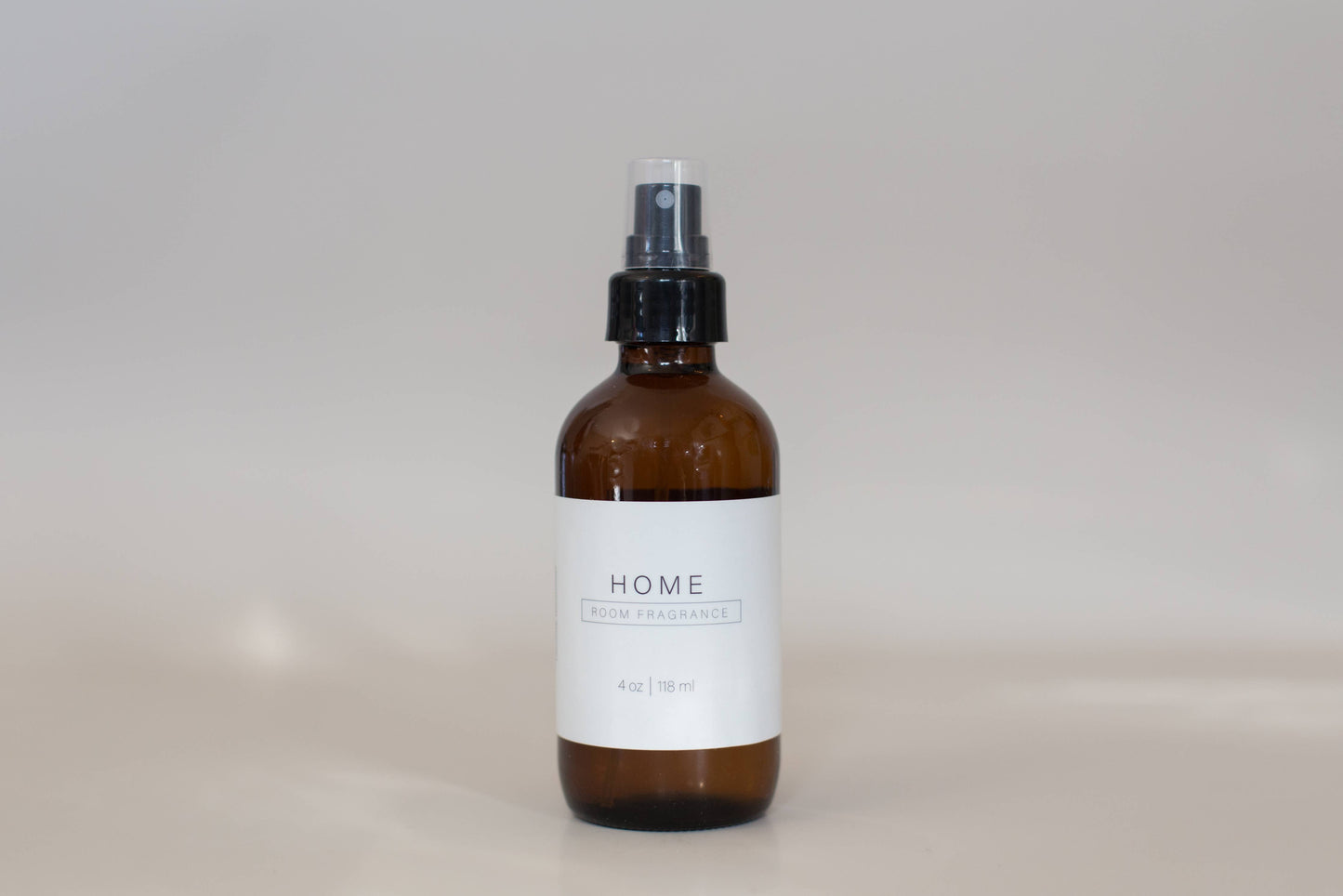 Old Line Candle Co - Room Fragrance: Sweet Vanilla Rouge 4oz