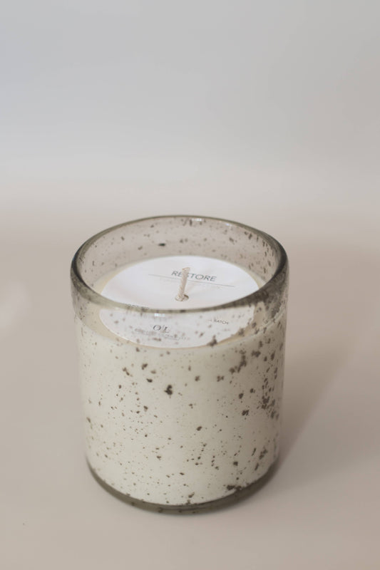 Old Line Candle Co - Bubble/Flecked Candle: 16oz Fraser Fir