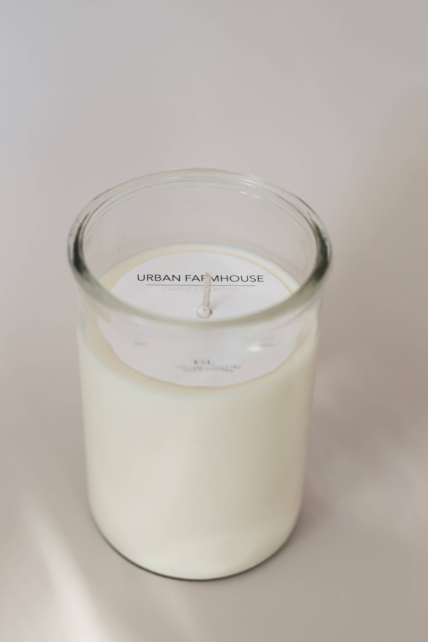 Old Line Candle Co - Classic Candle: 20oz Balsam & Cedar